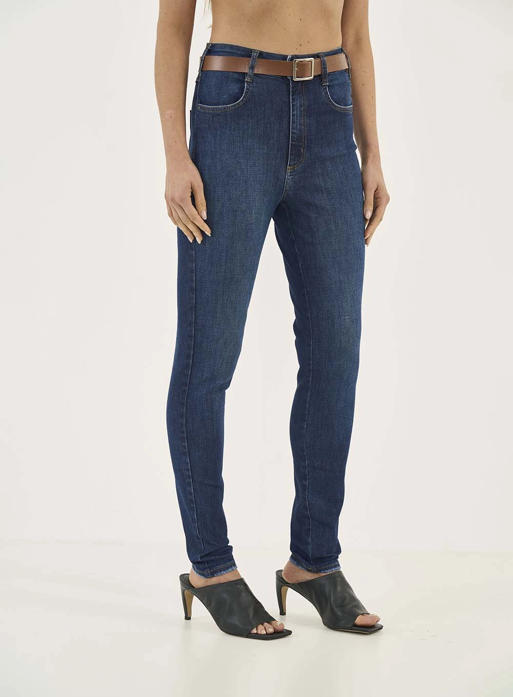 Calça Jeans Skinny Madrid Com Cinto Índigo