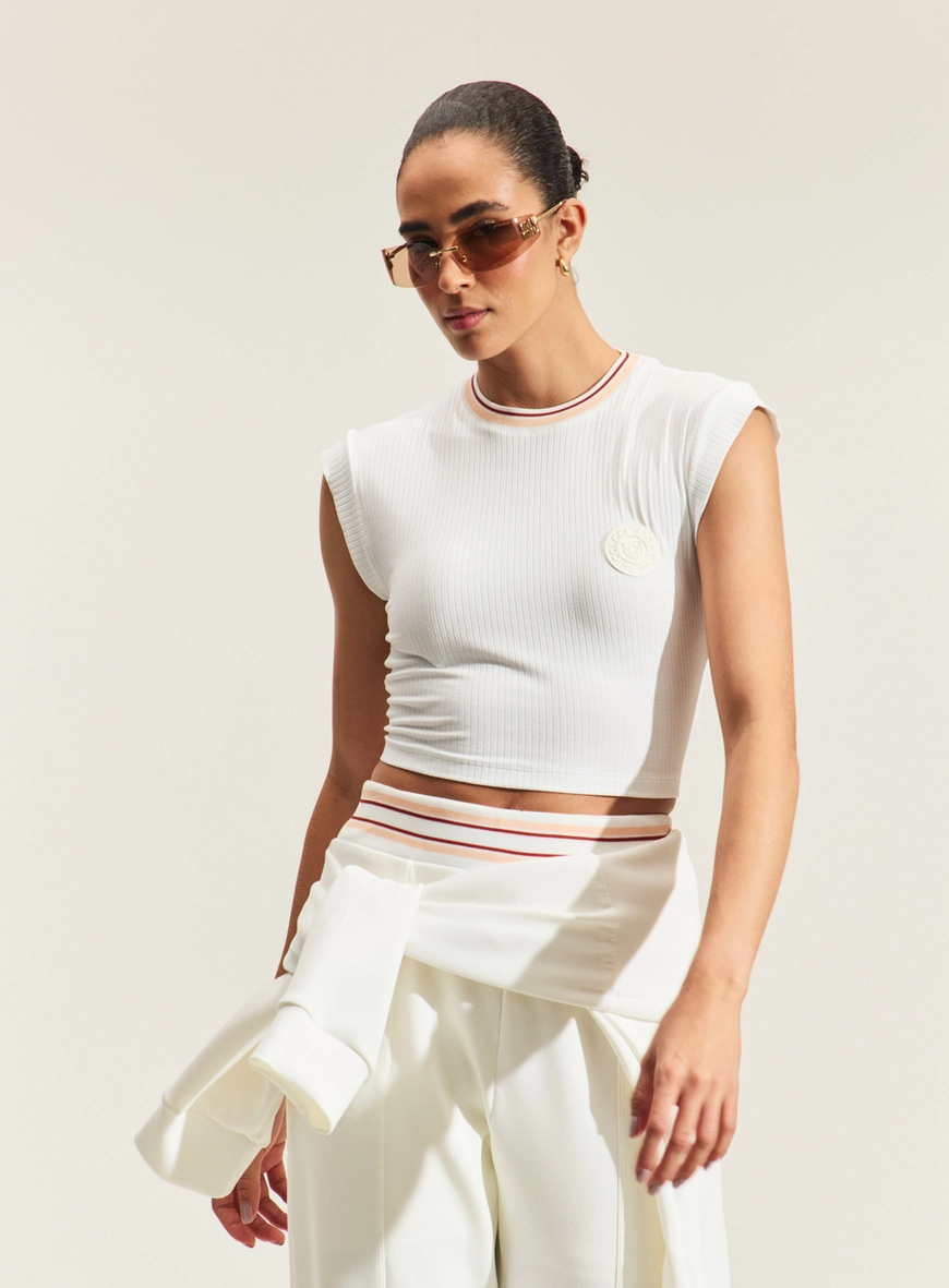 Blusa Cropped Canelada Com Detalhes