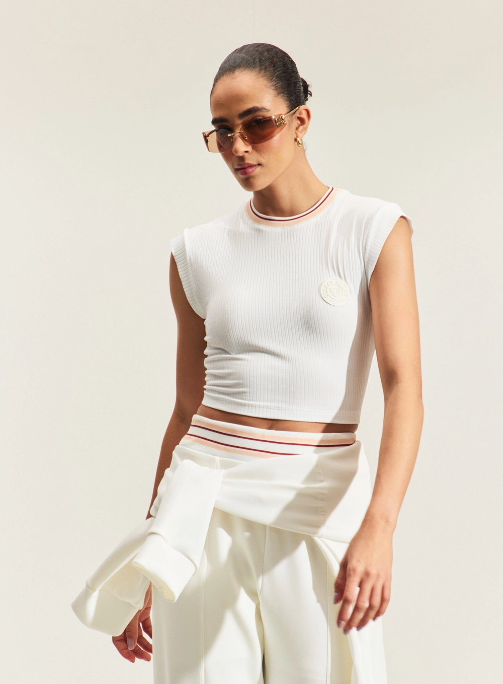 Blusa Cropped Canelada Com Detalhes Off Natural