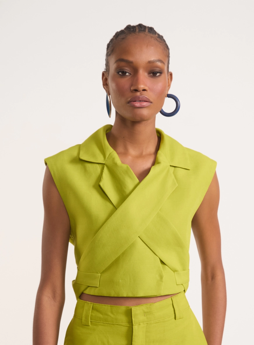 Colete Cropped Transpasse Urban