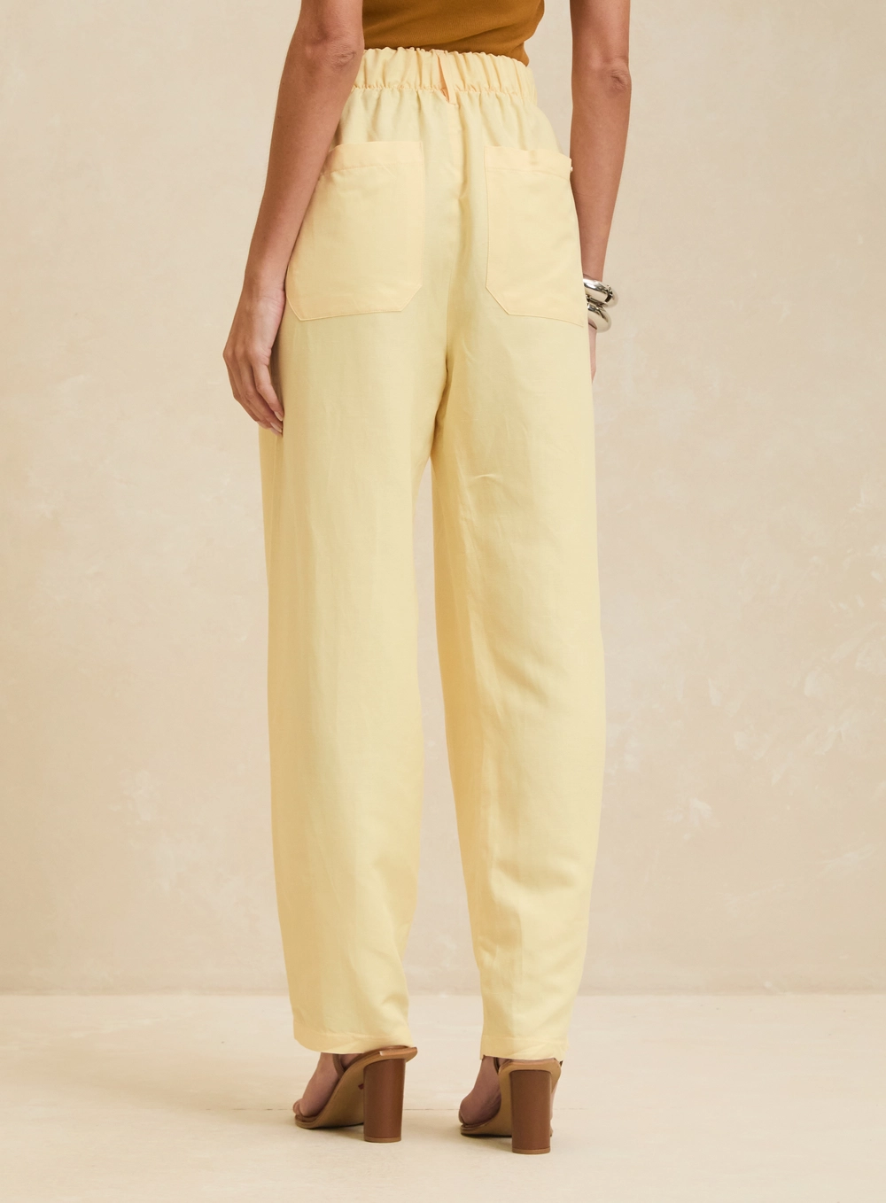 Calça Alfaiataria Feminina Slouchy Amarelo 2