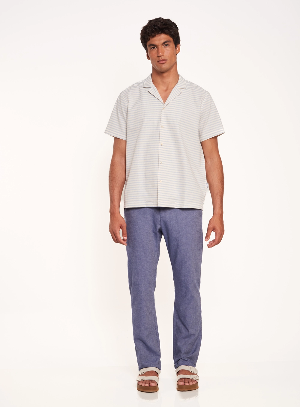 Calça Masculina Reta Com Textura E Bolsos Azul