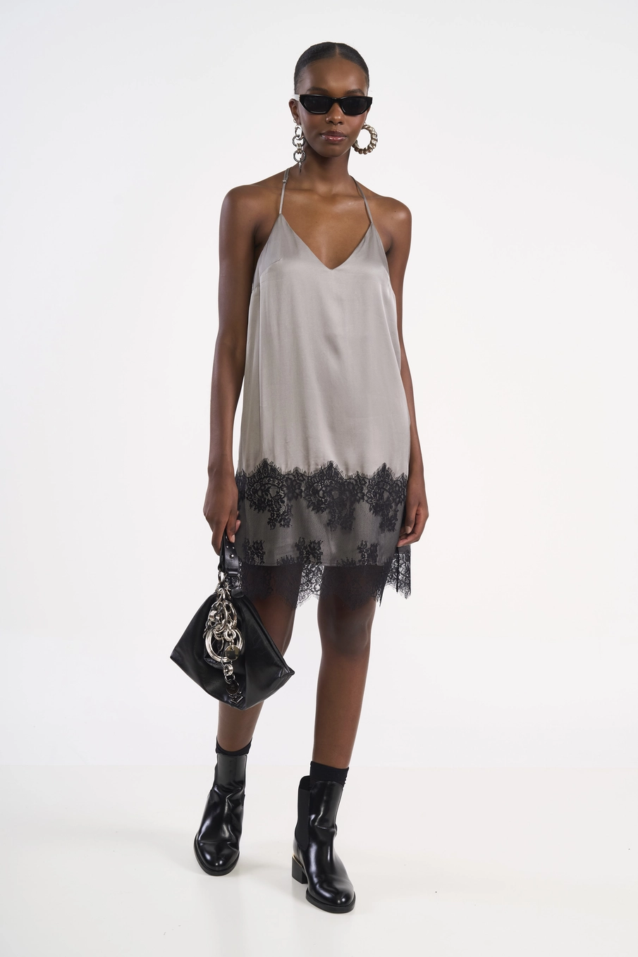 Vestido Slip Dress Acetinado Com Renda Cinza