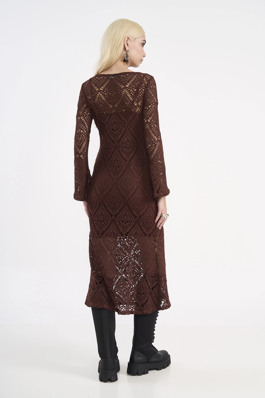 Vestido Midi De Renda Manga Flare Marrom