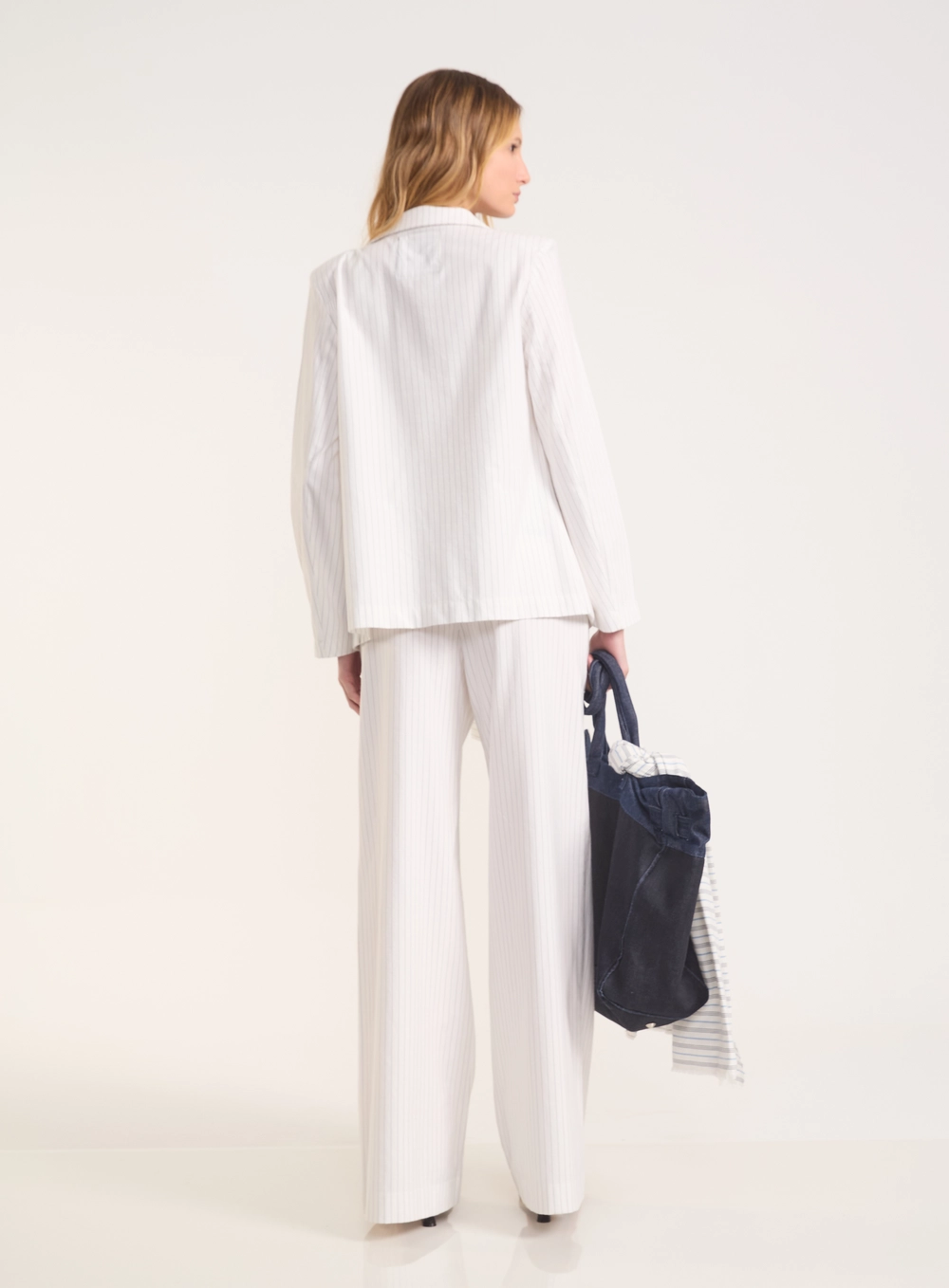 Calça Pantalona Risca De Giz Tailoring Estampados