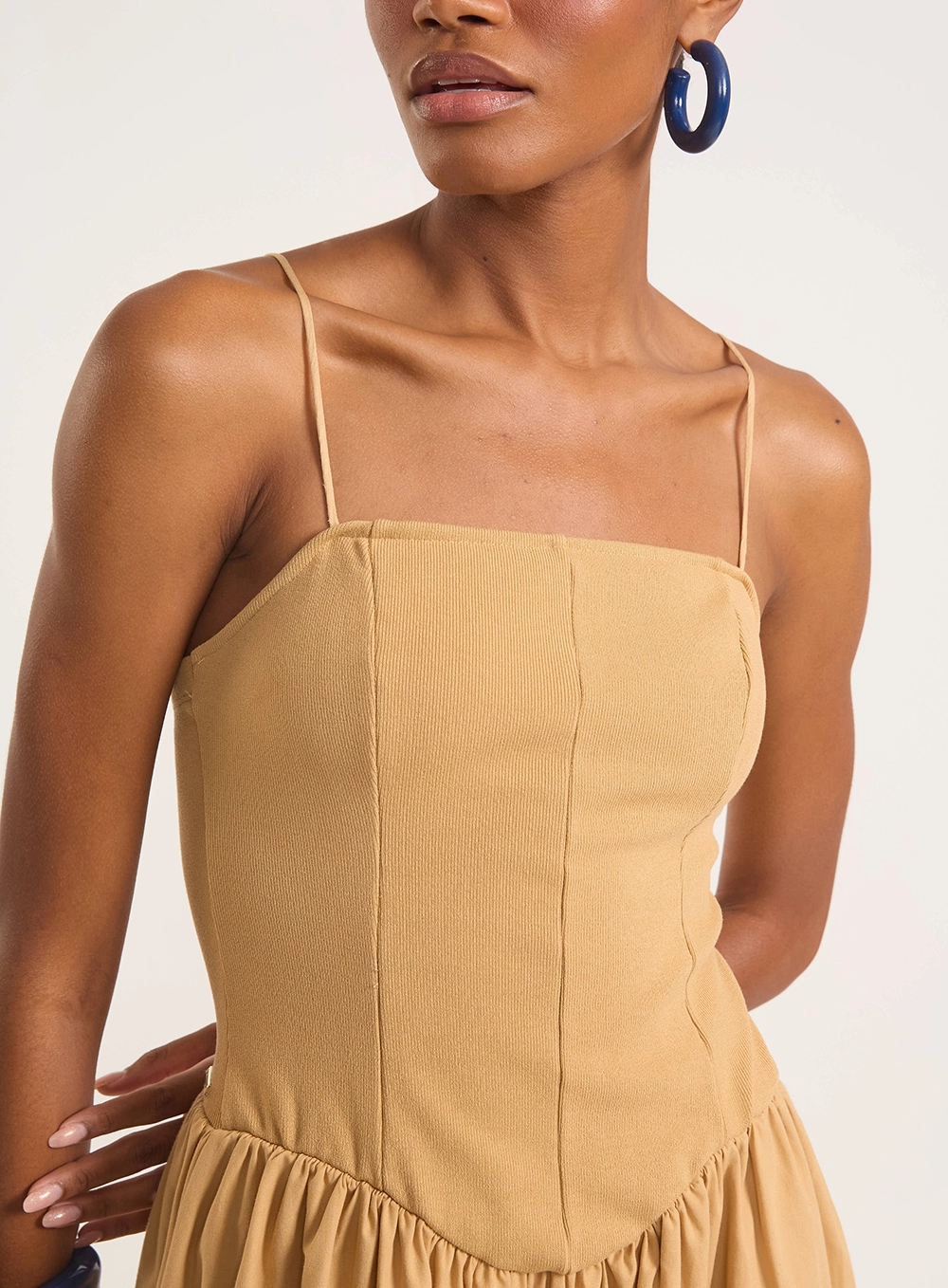 Vestido Midi Bustier Balloon Bege