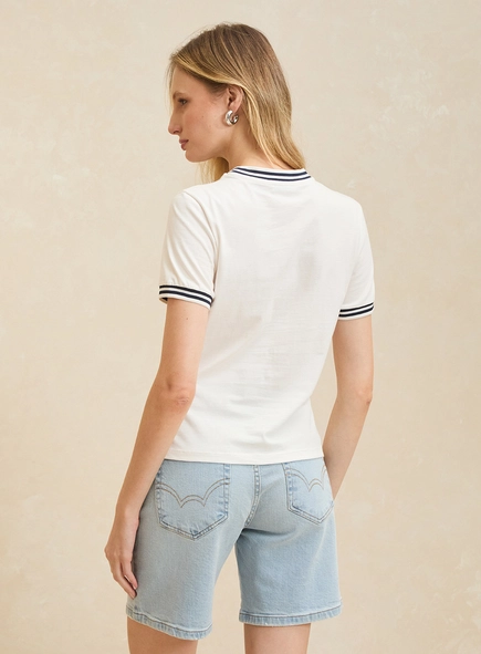 Camiseta Feminina Com Bordado - Fran