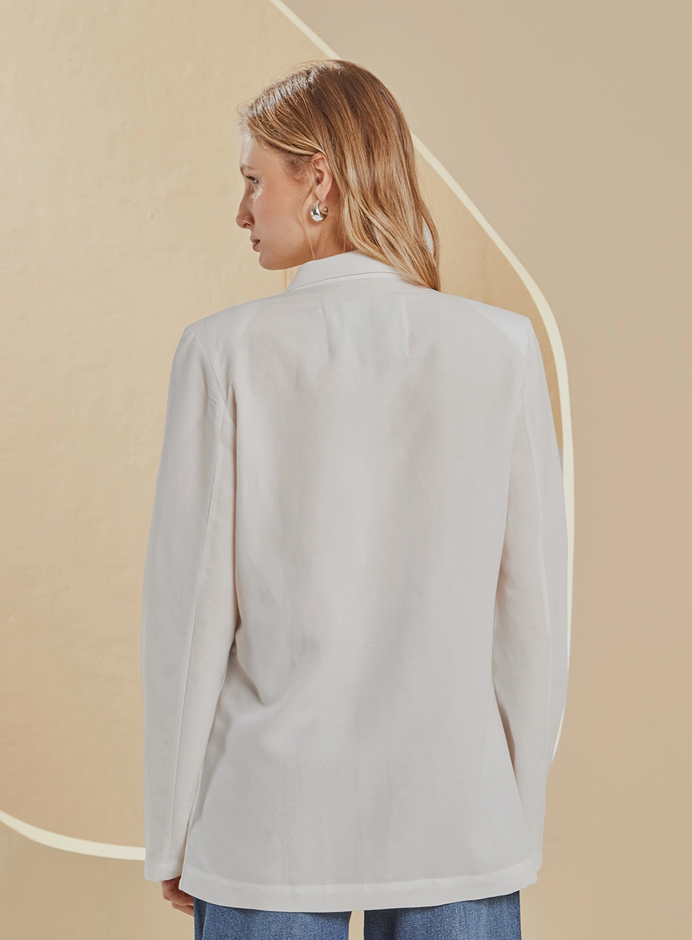 Blazer Alfaiataria Feminino Reto Off Shell 2