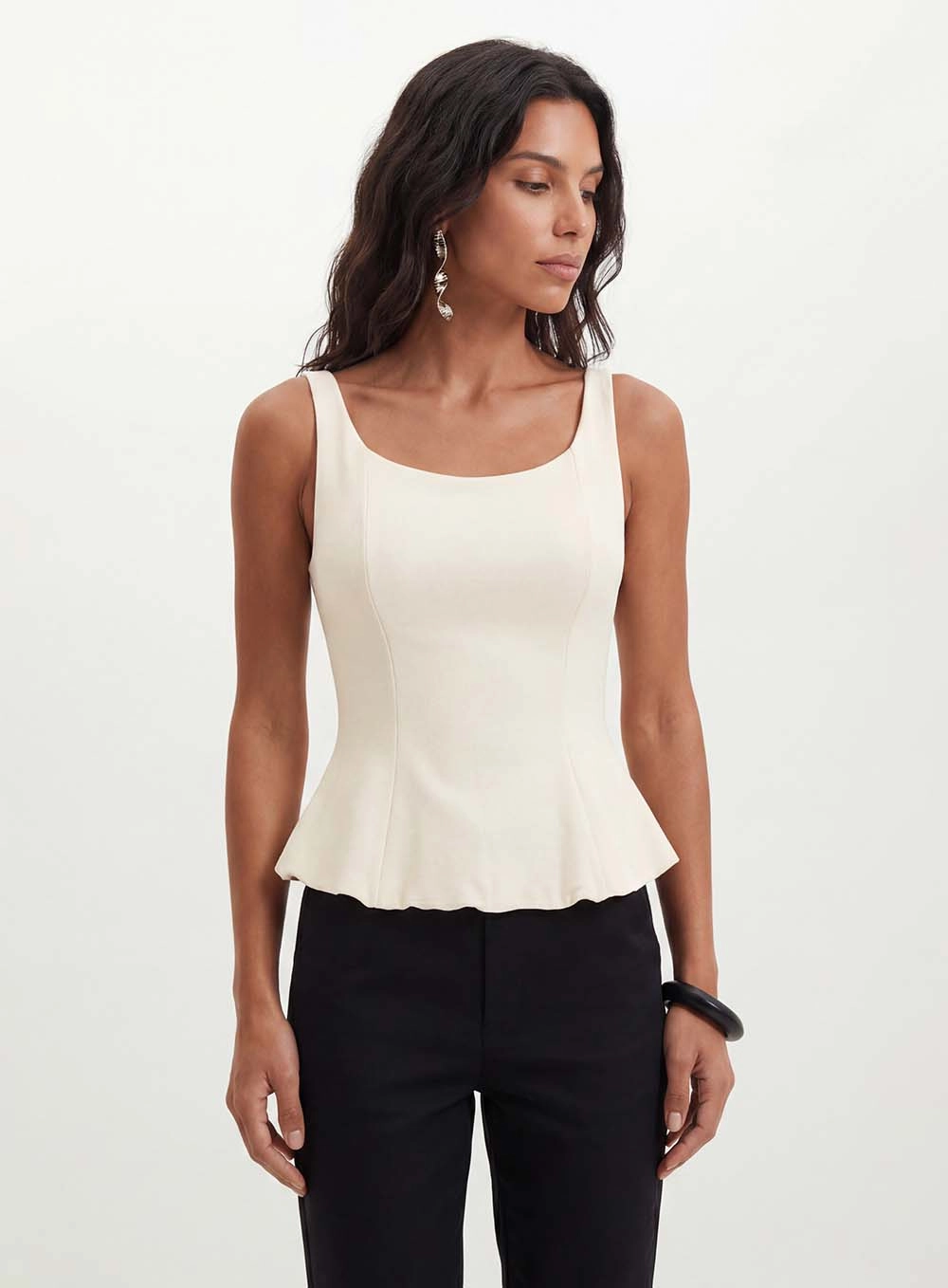 Blusa Feminina Com Barra Evasê - Peplum Bege 1