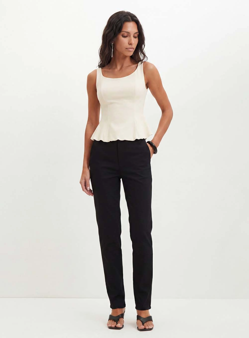 Blusa Feminina Com Barra Evasê - Peplum Bege 5
