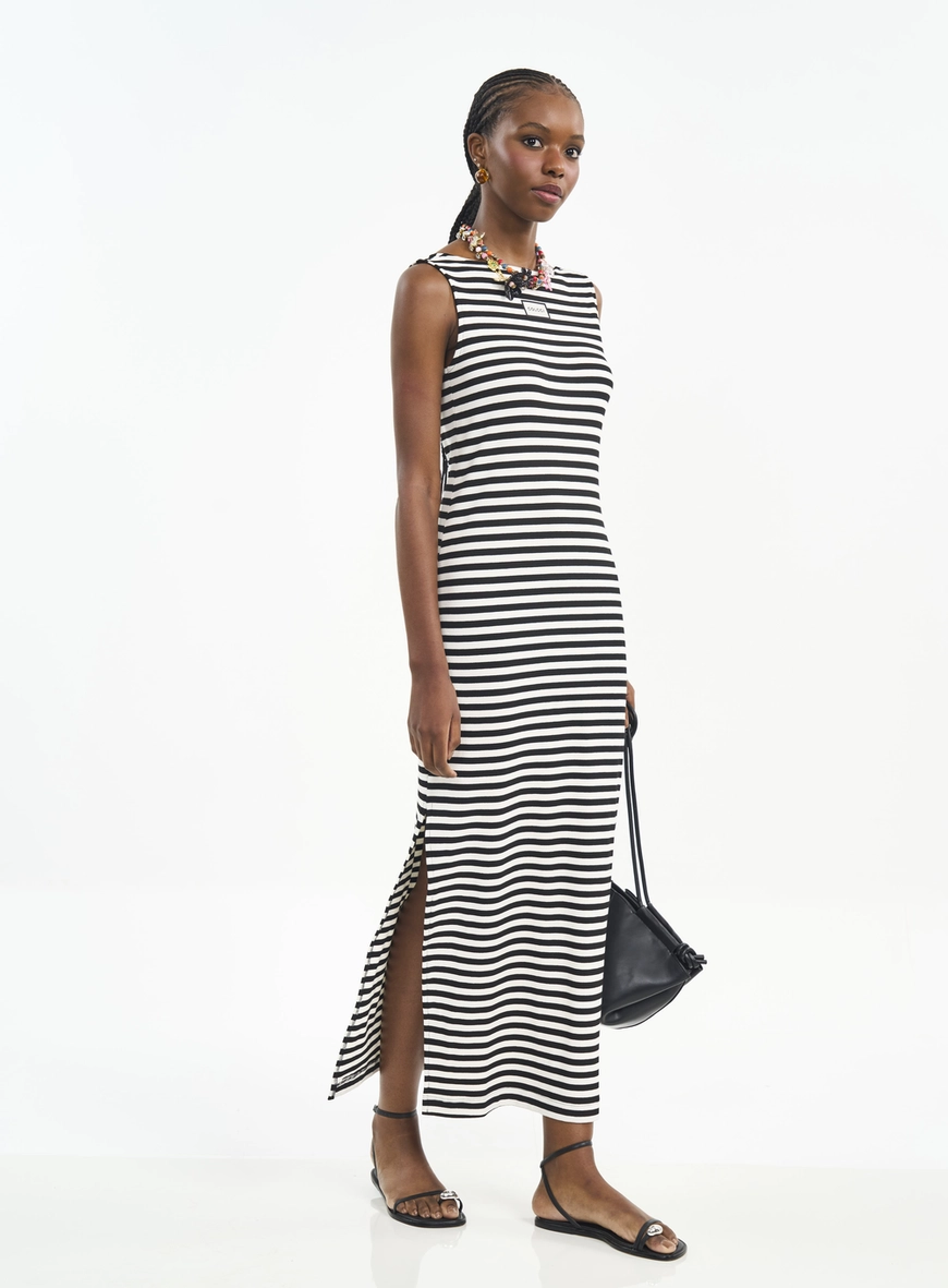Vestido Longo Estampado Com Fenda