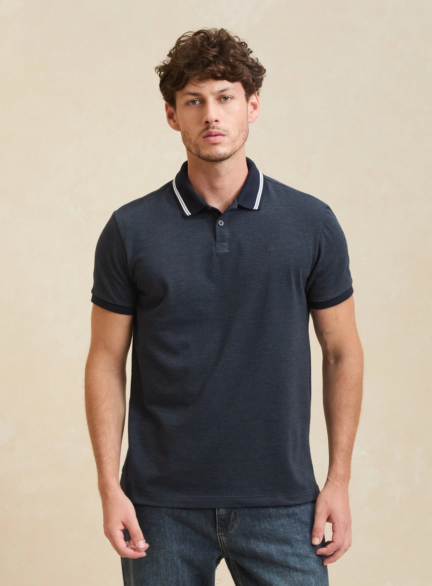 Polo Masculina Muscle Com Friso Em Contraste Azul 3