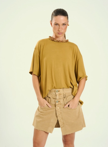 Blusa Feminina Com Gola Bordada