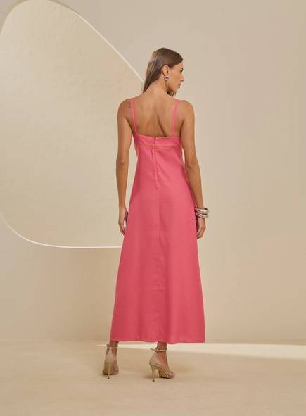 Vestido Midi Reto Com Detalhe Vazado