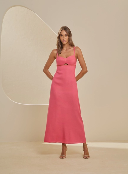 Vestido Midi Reto Com Detalhe Vazado