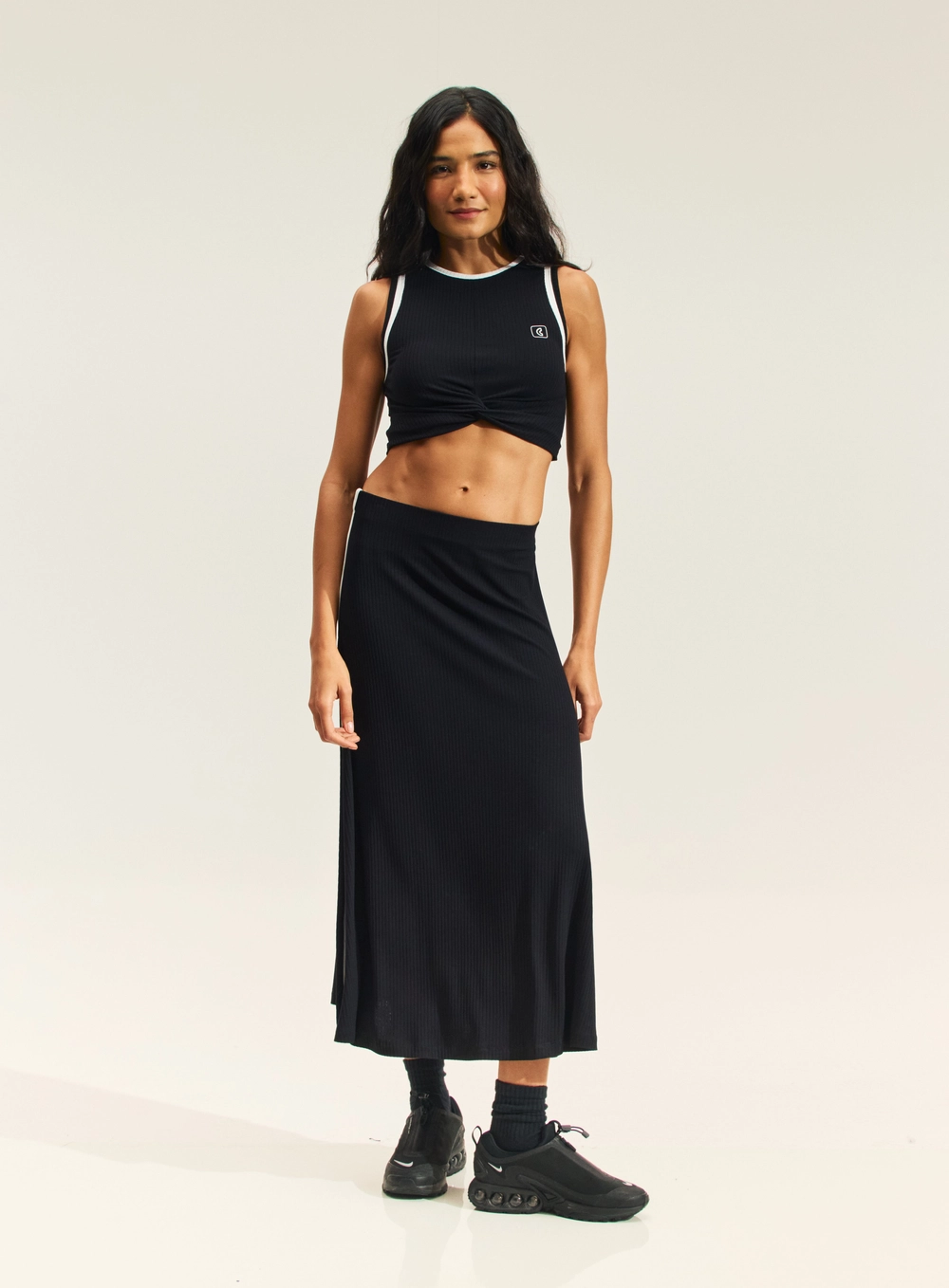Top Cropped Feminino Canelado Com Nó PRETO