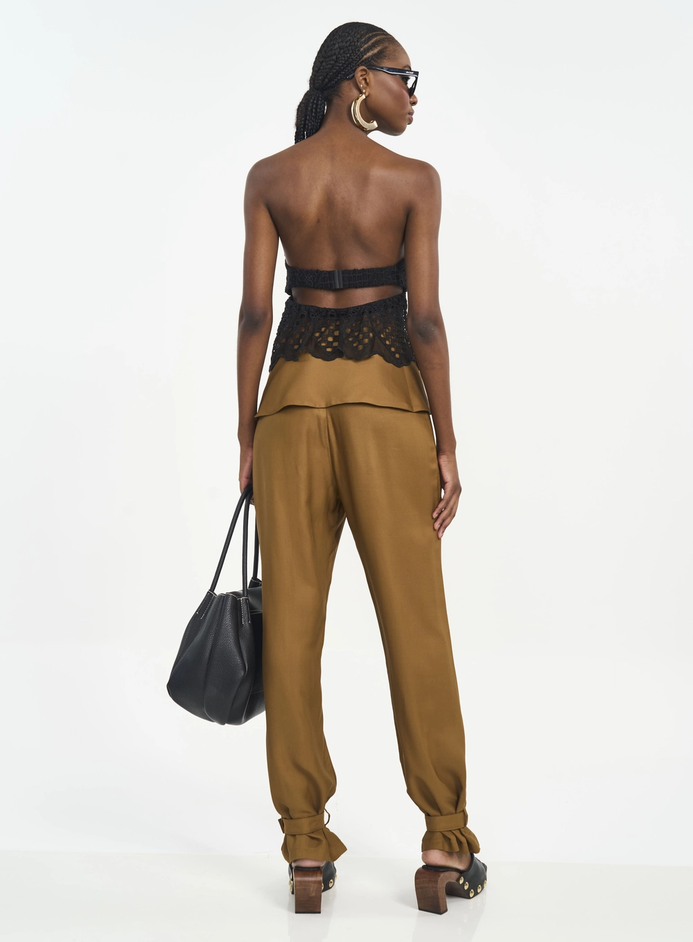 Calça Feminina Com Transpasse E Botões Marrom