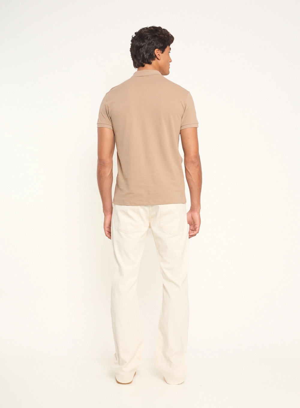 Polo Masculina Com Logo Localizado Bege