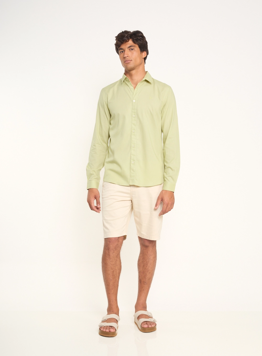 Camisa Masculina Manga Longa Com Botões Bege