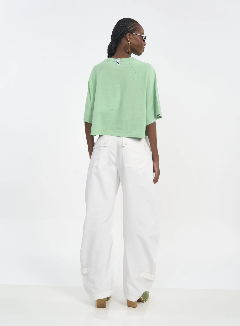 Camiseta Cropped Com Logo Em Relevo Verde Veggir
