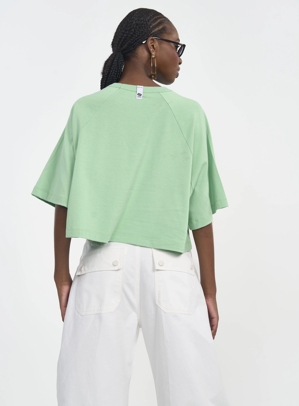 Camiseta Cropped Com Logo Em Relevo Verde Veggir