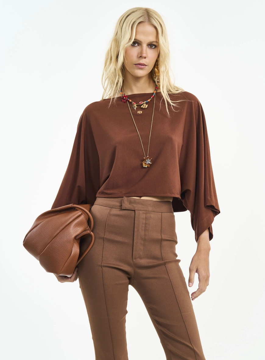Blusa Cropped Com Mangas Amplas