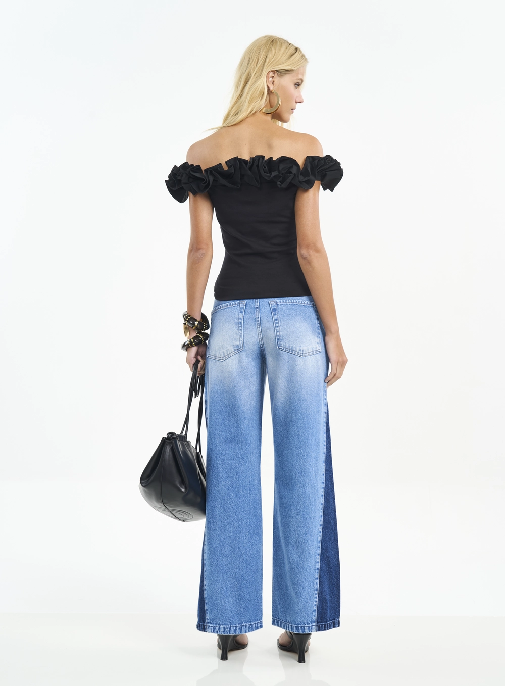 Blusa Slim Ombro A Ombro Preto
