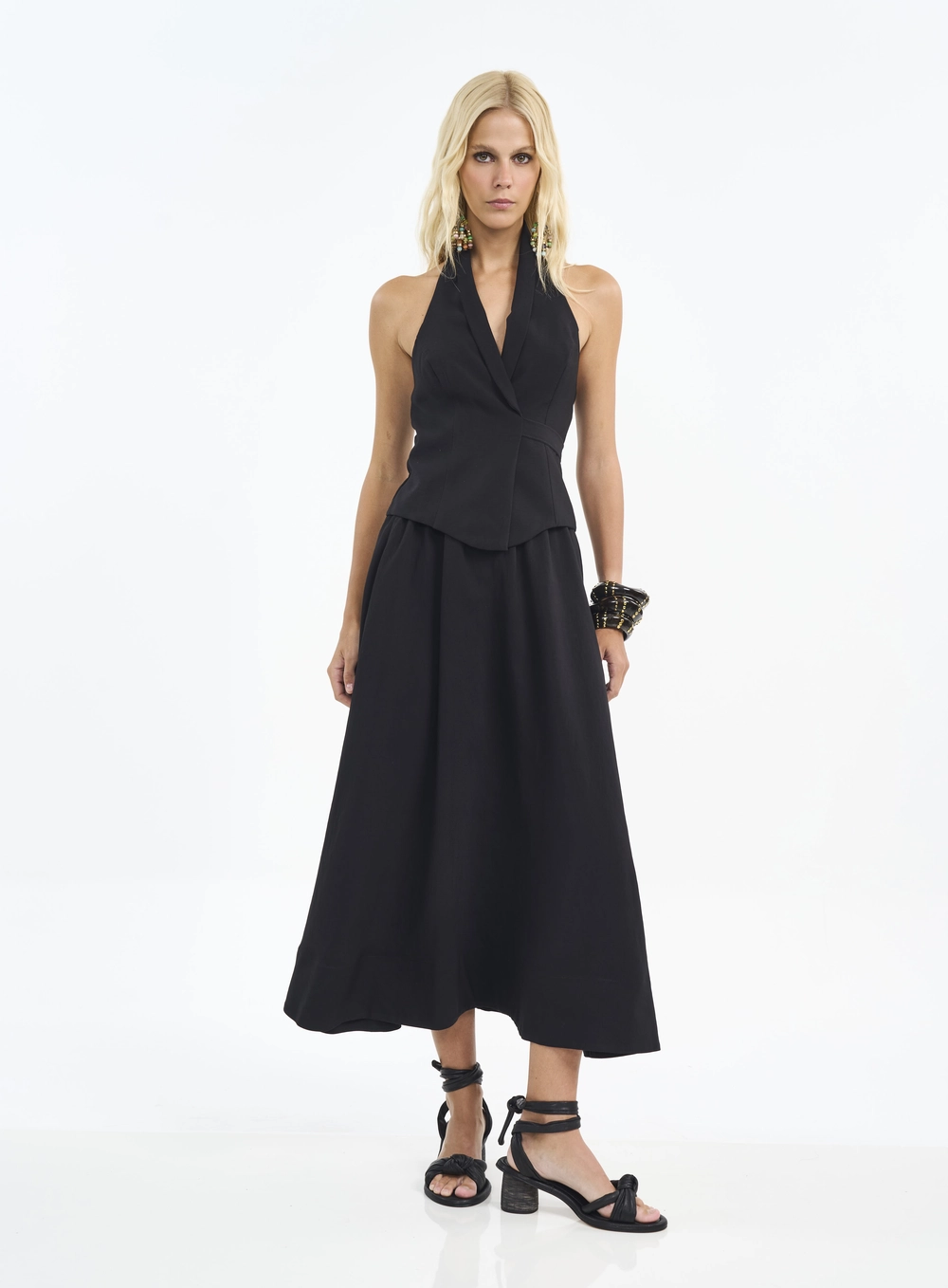 Blusa Com Decote Halter E Transpasse Preto