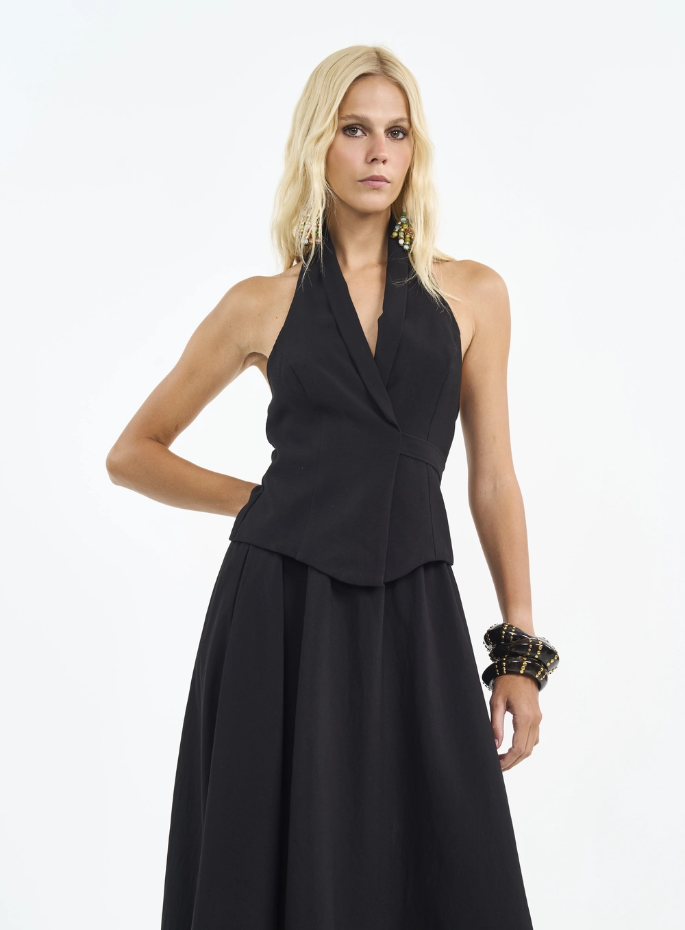 Blusa Com Decote Halter E Transpasse Preto