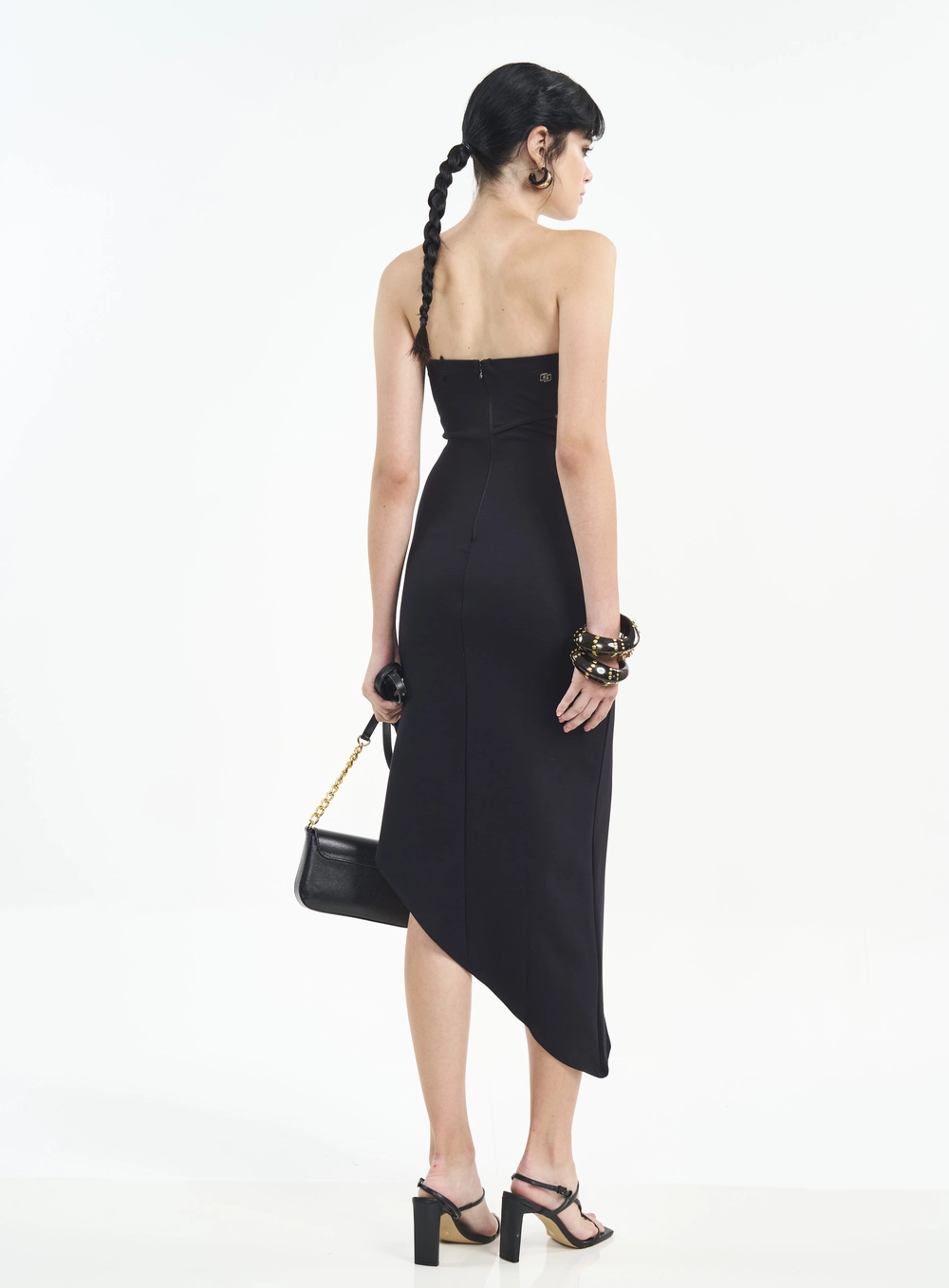 Vestido Midi Com Fenda E Recorte Preto