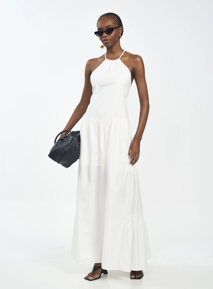 Vestido Longo Frente Única Com Costas Abertas