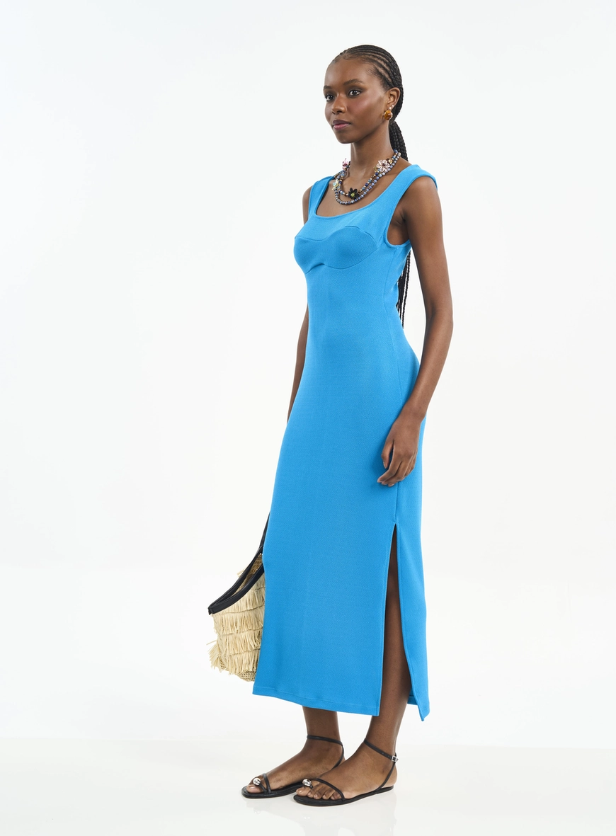 Vestido Midi Com Recorte E Fenda