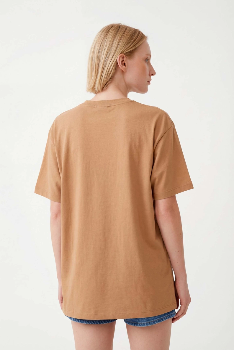 Camiseta Feminina Oversized Estampada Bege 4