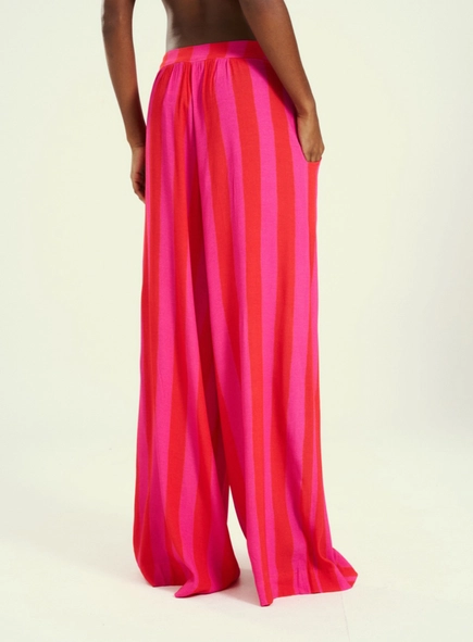 Calça Pantalona Estampada Com Bolsos