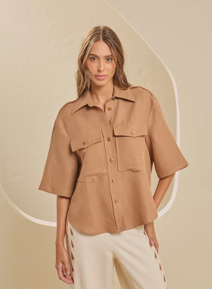 Camisa Feminina Cargo Over Trapézio