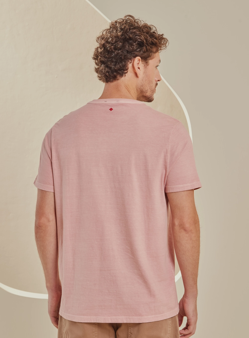 Camiseta Masculina New Slim Estonada Rosa 2
