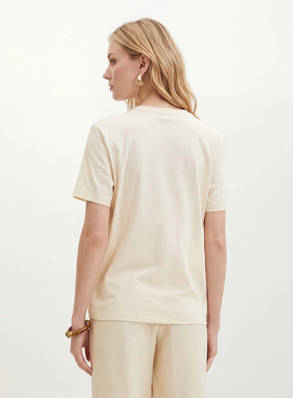 Camiseta Feminina Estampada - Comfort Bege 2