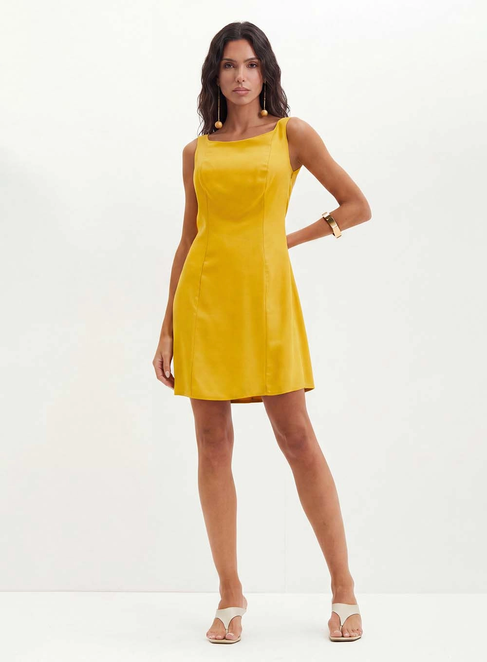 Vestido Curto Com Recortes Estruturados - Slim AMARELO 5