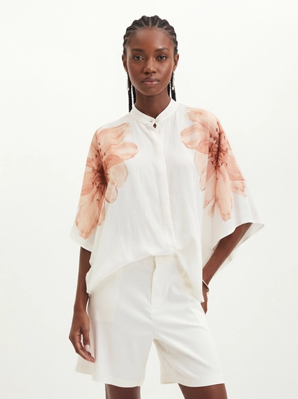 Camisa Feminina Estampada Com Botões - Ampla