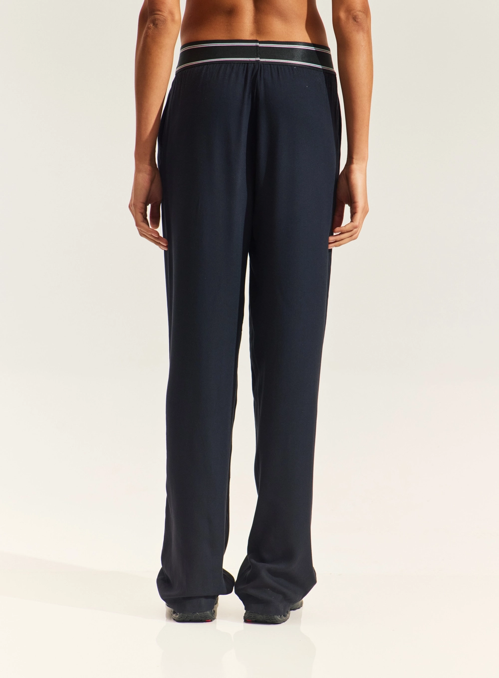 Calça Feminina Pantalona Com Cós De Elástico PRETO
