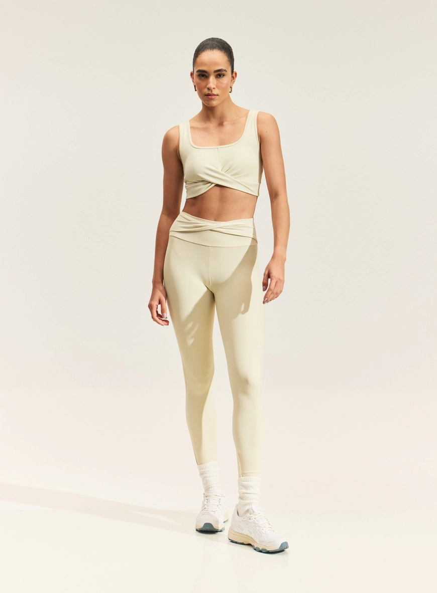 Calça Legging Feminina Com Nó Frontal