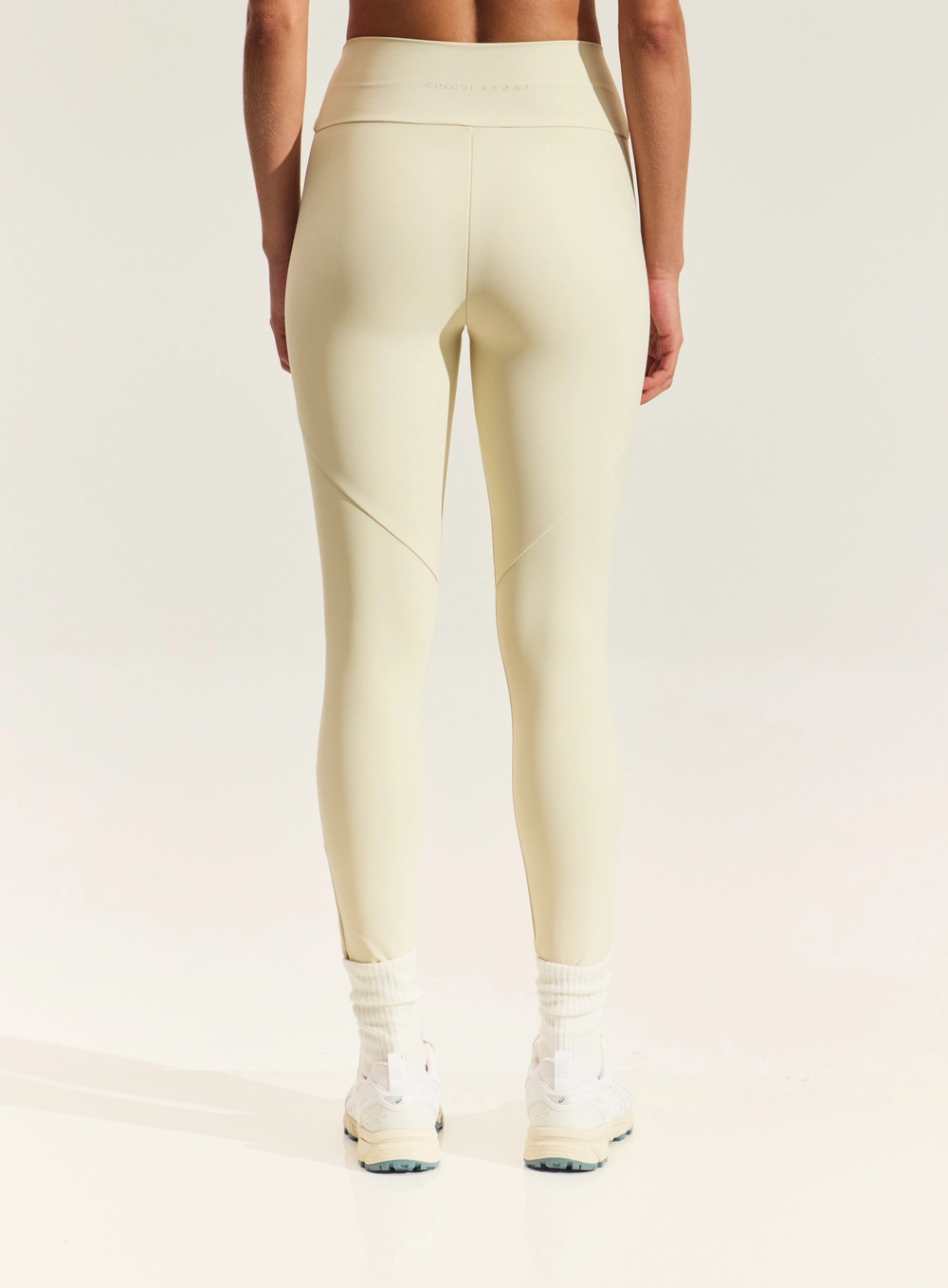 Calça Legging Feminina Com Nó Frontal Bege