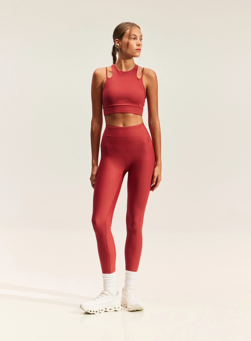 Calça Legging Feminina Com Cós Alto Marrom