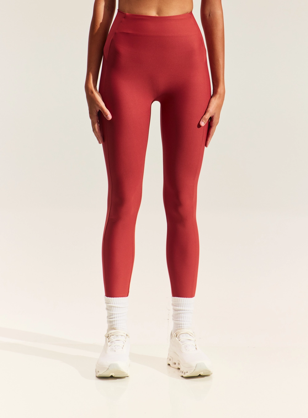 Calça Legging Feminina Com Cós Alto Marrom