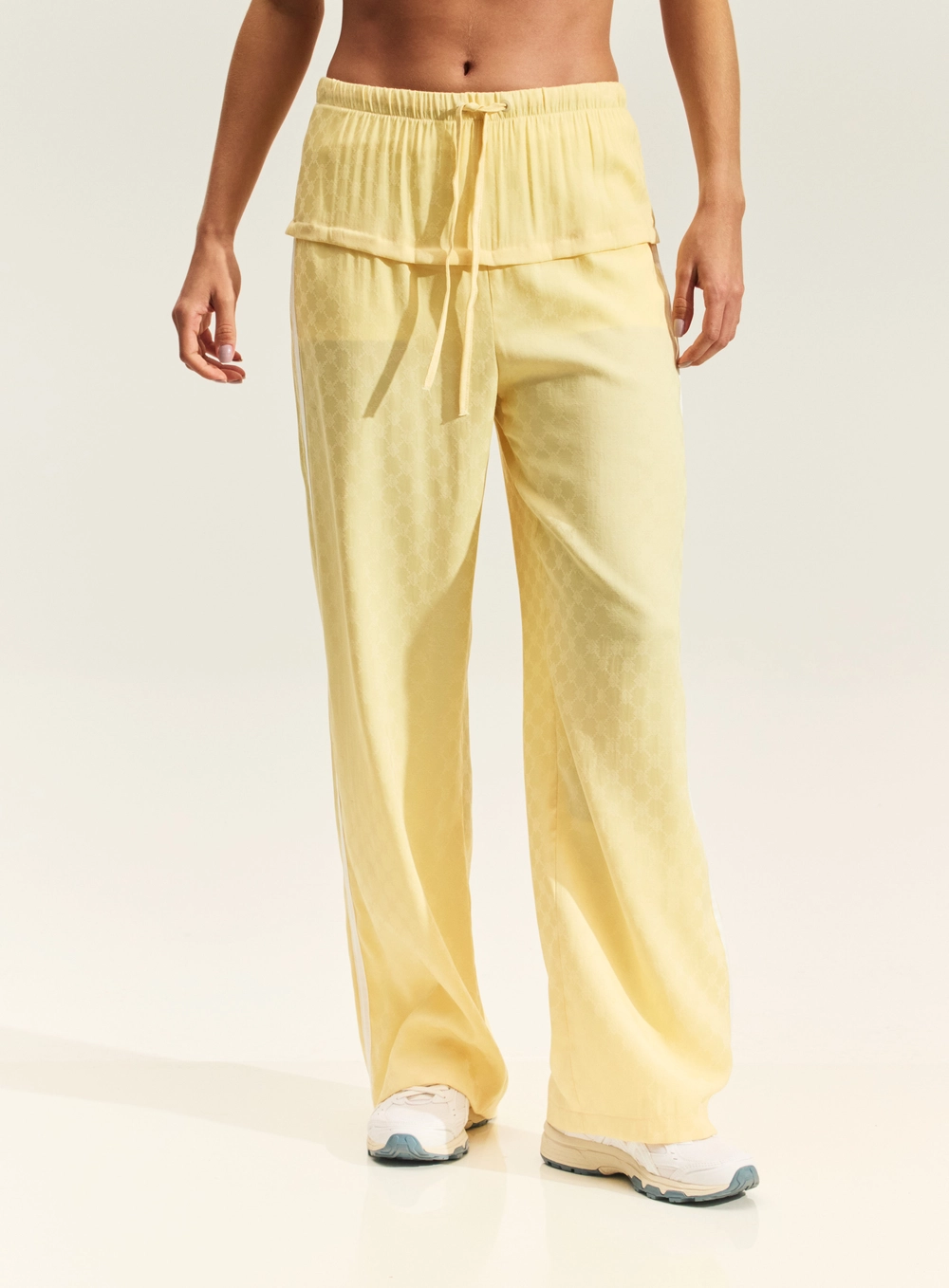 Calça Jacquard Ampla Com Amarração Amarelo