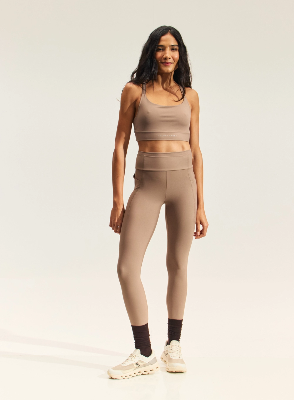 Calça Legging Feminina Cós Alto Com Bolsos Marrom
