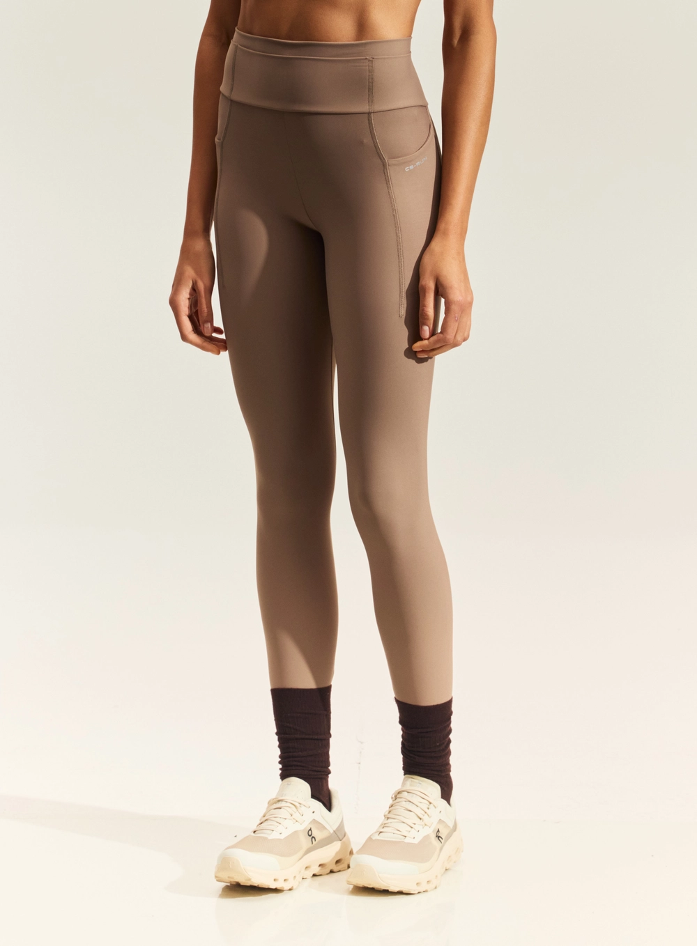 Calça Legging Feminina Cós Alto Com Bolsos Marrom