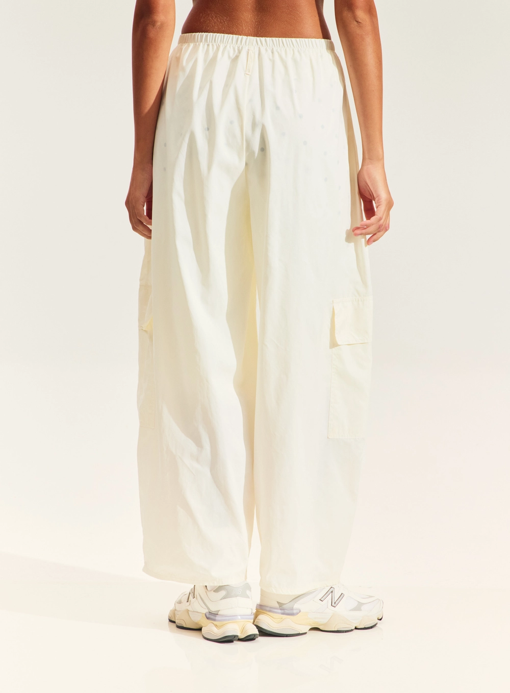 Calça Barrel Com Bolsos Branco