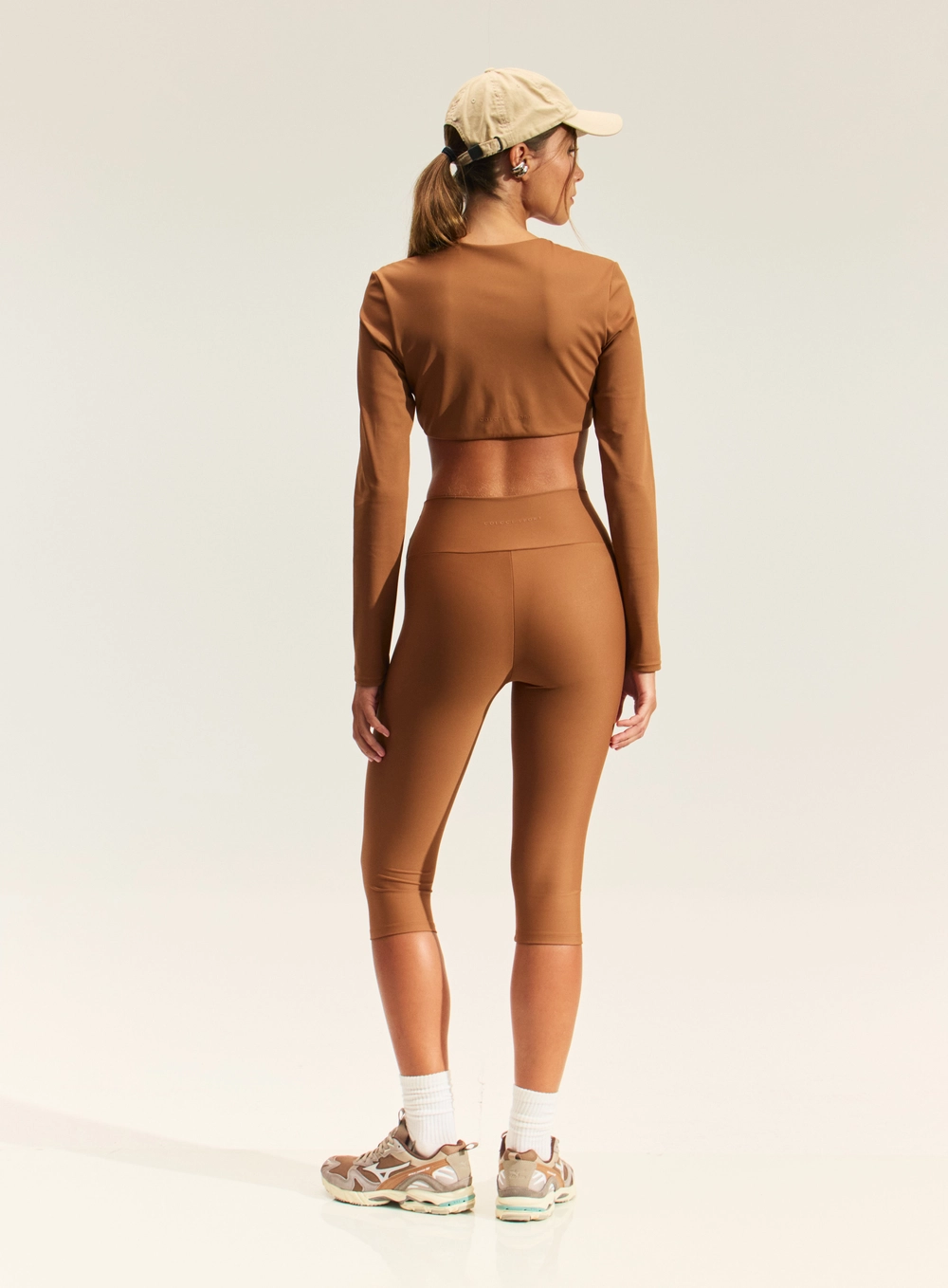 Calça Esportiva Com Bolsos De Zíper Marrom