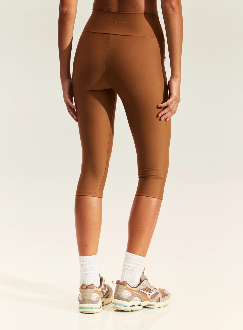 Calça Esportiva Com Bolsos De Zíper Marrom